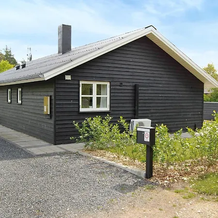 Feriehus Smukt Hjem I Ansager Med Sauna Ansager